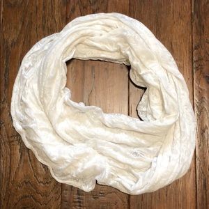 Maurice’s white infinity scarf